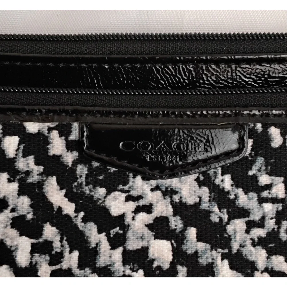 Coach Donegal Double Zip Medium Wristlet Black/White Leather Trim #J5867